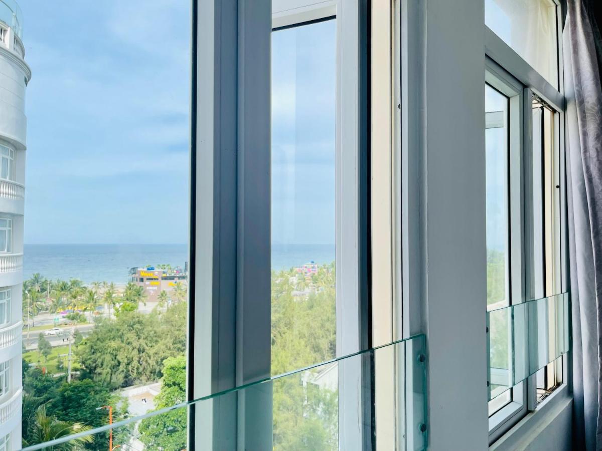 Queen Palace Sea View Hotel Danang Exterior photo