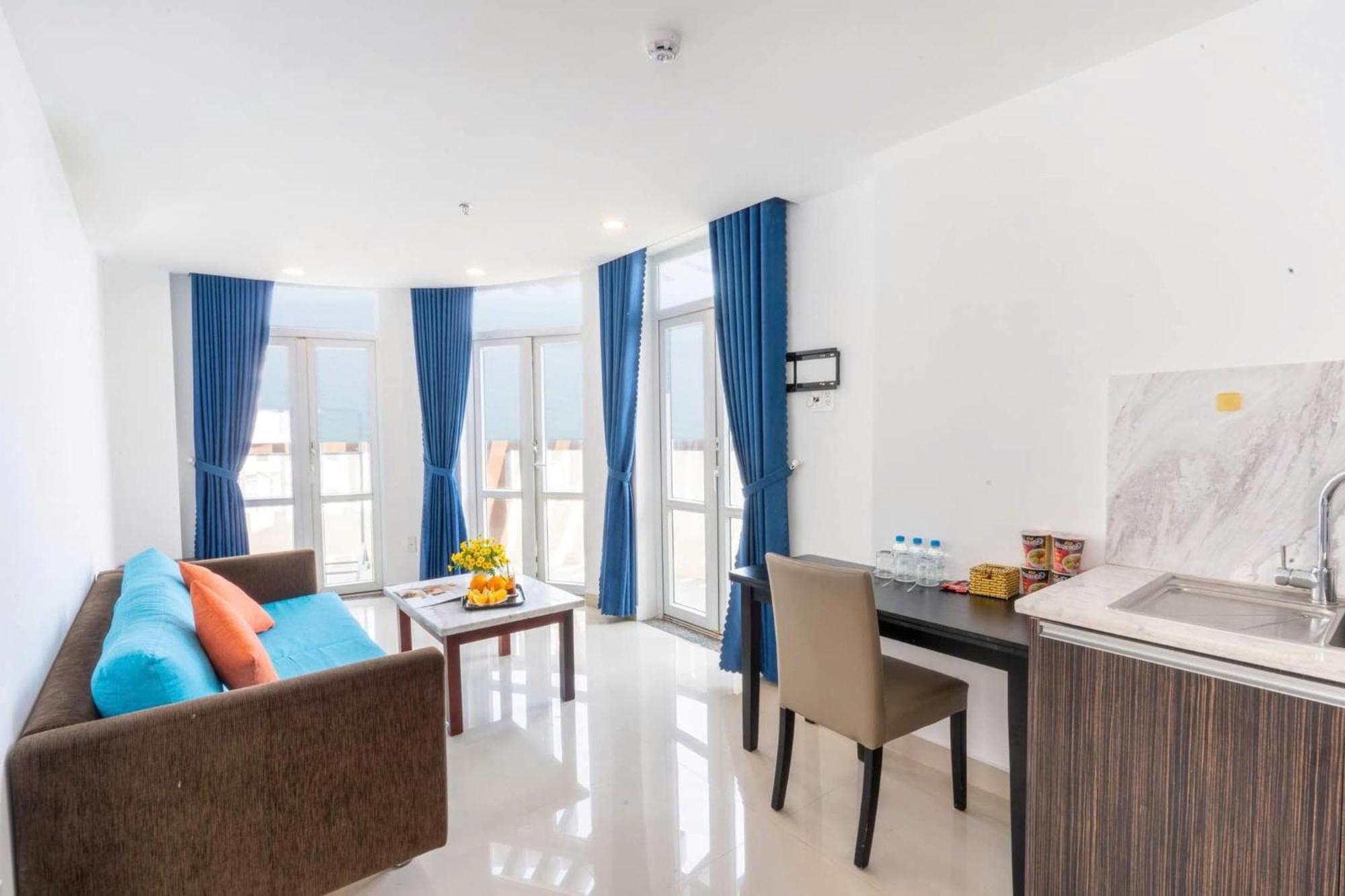 Queen Palace Sea View Hotel Danang Exterior photo