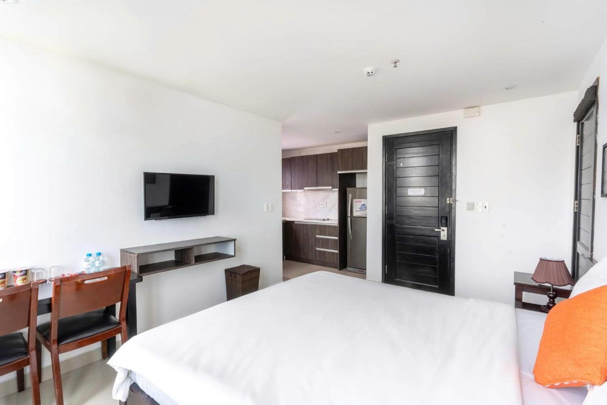 Queen Palace Sea View Hotel Danang Exterior photo